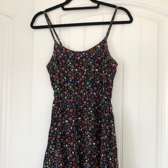 H&M Breezy Summer Dress - Picture 1 of 1